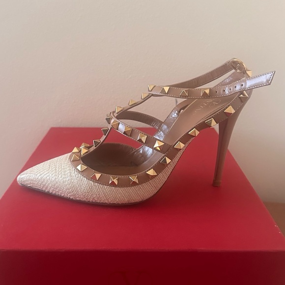 VALENTINO GARAVANI Raffia Pumps - Picture 8 of 14